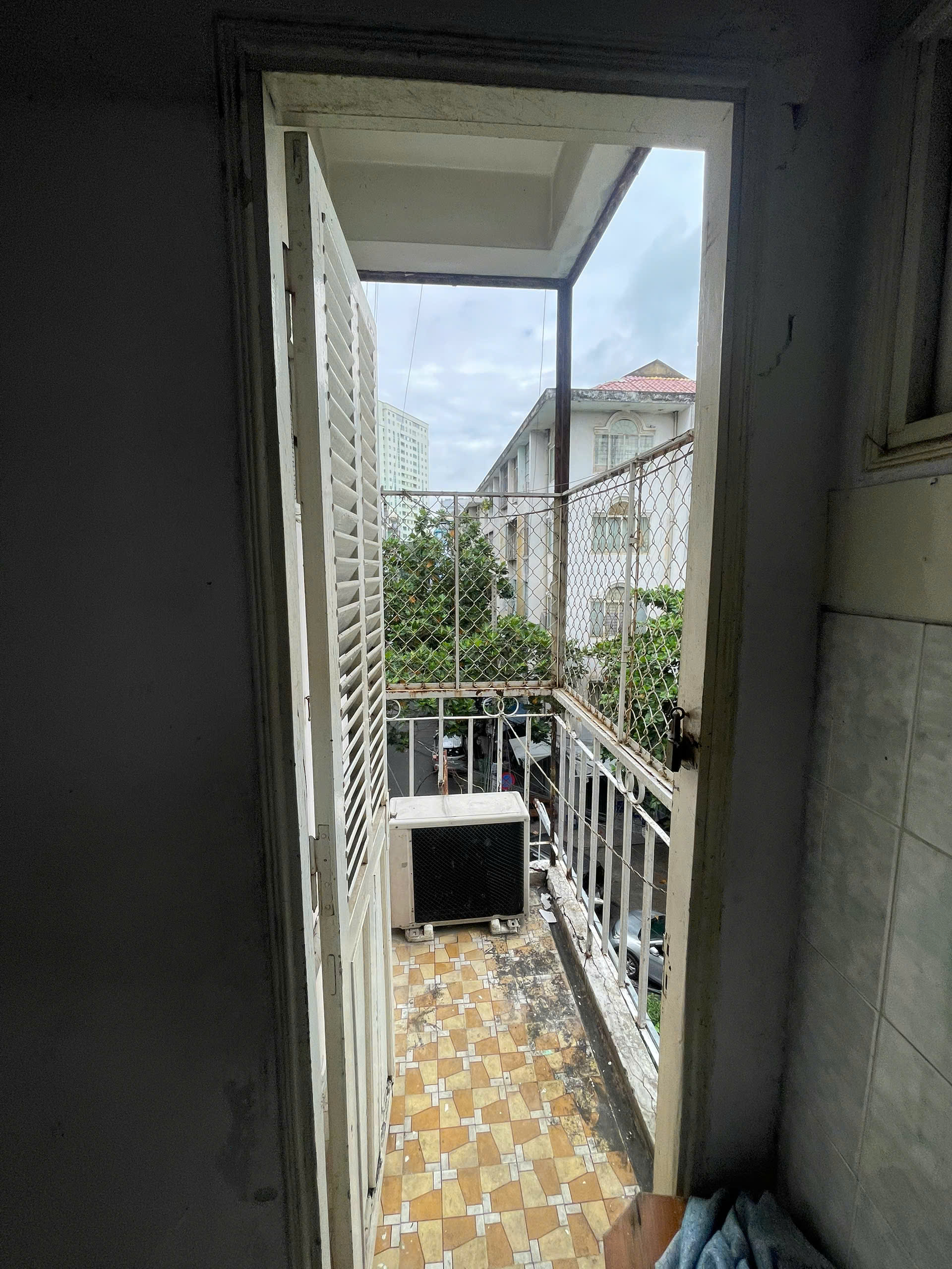 Cải Tạo Chung Cư Cũ - Quận 1, TP. Hồ Chí Minh - 8 | THI CÔNG XÂY DỰNG - SẢN XUẤT, LẮP ĐẶT NỘI THẤT: NHÀ Ở, VĂN PHÒNG, KHÁCH SẠN... - GIA PHAM HOMES Design & Construction