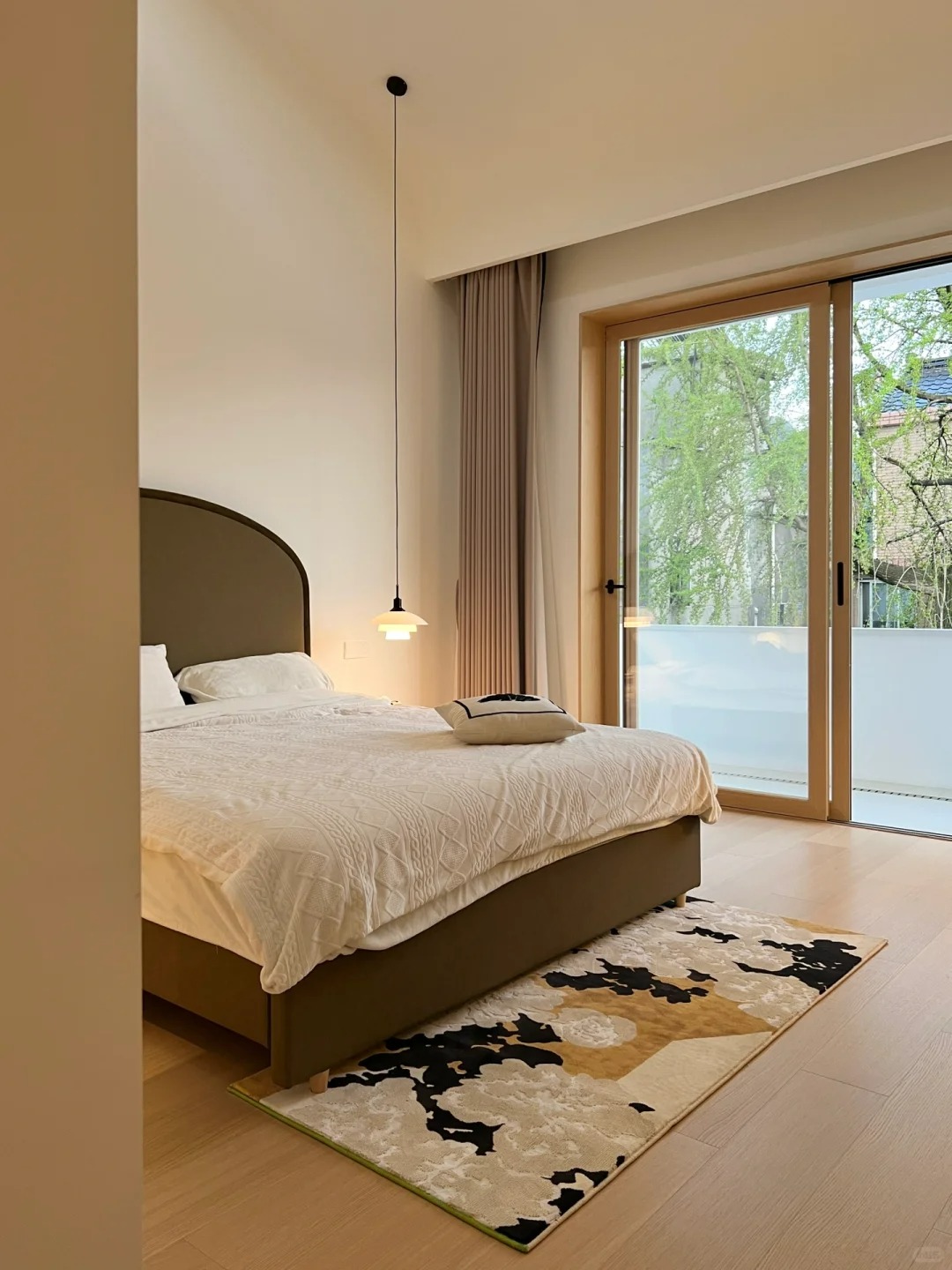 Nhà Phố 2 Tầng 240m² Phong Cách Tối Giản Hiện Đại – Gia Phạm Homes - 11 | THI CÔNG XÂY DỰNG - SẢN XUẤT, LẮP ĐẶT NỘI THẤT: NHÀ Ở, VĂN PHÒNG, KHÁCH SẠN... - GIA PHAM HOMES Design & Construction