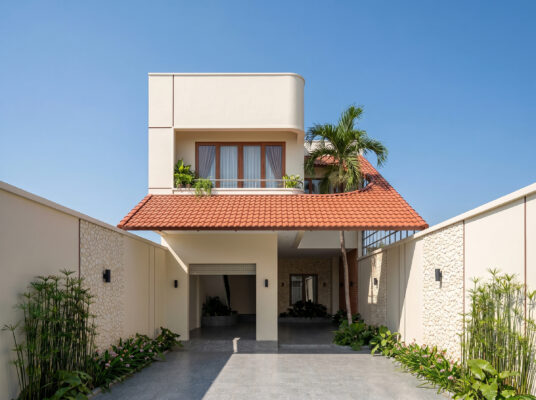 nhà phố phong cách tropical